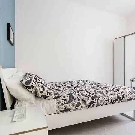 Apartamento Fairapart - 2 Bedrooms Bolonha
