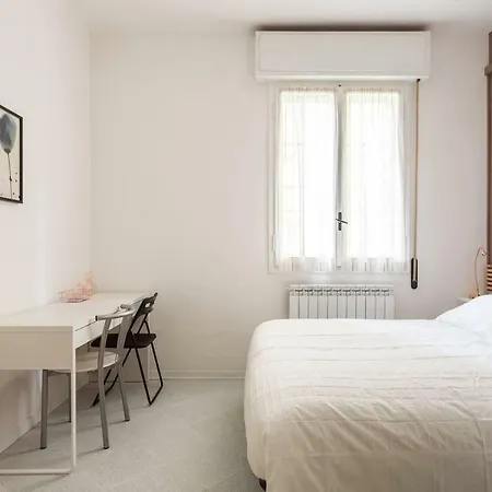 Fairapart - 2 Bedrooms *